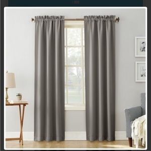 Sheer panels. 59x84. No918 -016